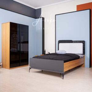 مدل نوجوان آروکو